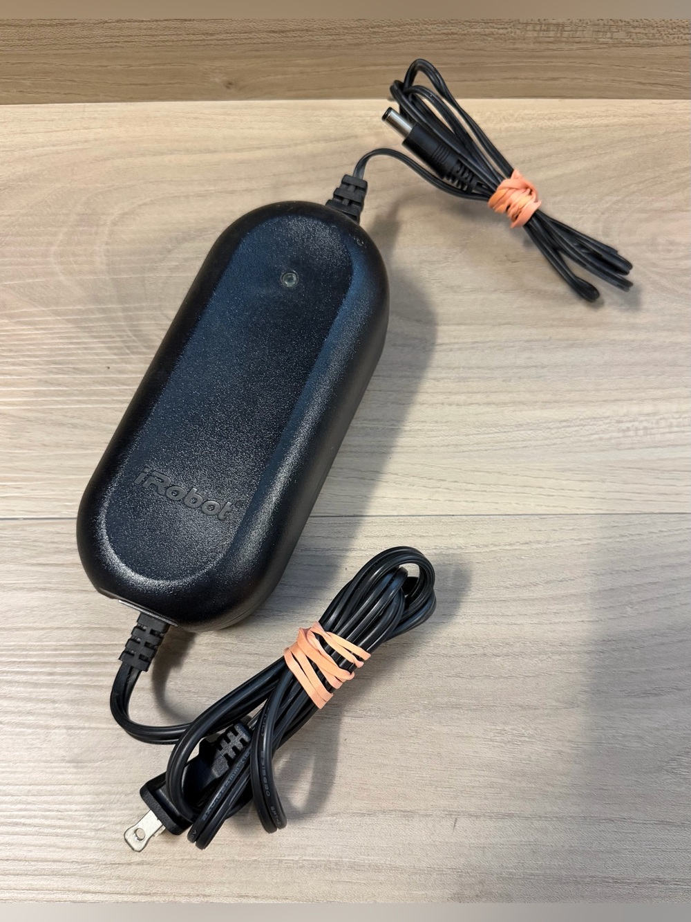 Genuine IRobot Roomba 17062 Power Charger For 500 600 700 Series Black CORD ONLY